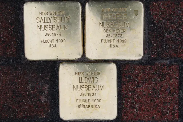 Die drei ersten Ohrdrufer Stolpersteine: die Eltern Selig und Therese Nußbaum und Sohn Ludwig | Foto: Hartmut Ellrich