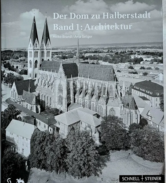 Band1 des neuen Dominventars | Foto: Thomas Nawrath