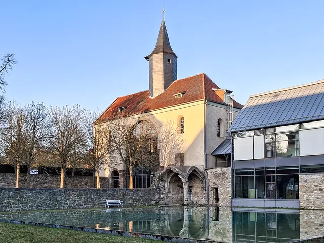 Die Klosterkirche in Volkenroda war seit 1968 gesperrt und dem Verfall preisgegeben. Ab 1990 wurde sie wieder aufgebaut. | Foto: André Poppowitsch