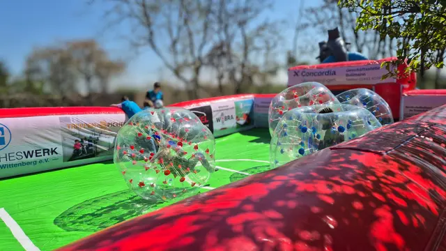 Das Bubbleball-Spiel sorgte für viel Spaß bei den Kindern. | Foto: Andrea Schulze