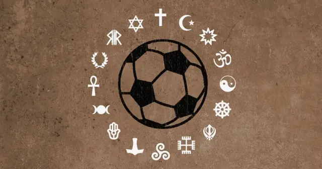 Fußball als Ersatzreligion: Ist die Liebe zum Verein vergleichbar mit dem Glauben? | Foto: rundfunk.evangelisch.de