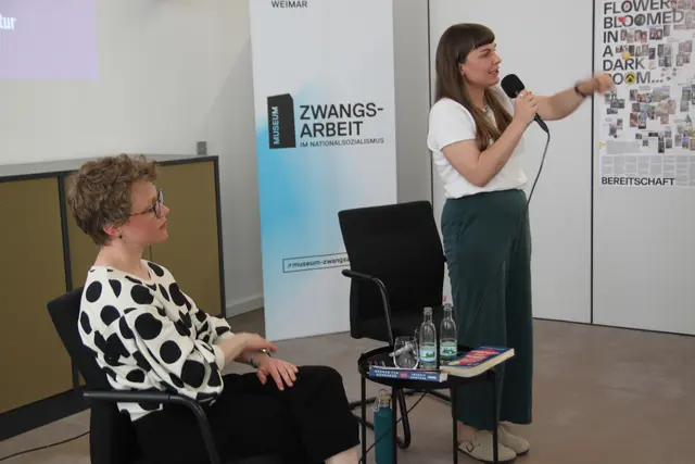 Aktivistin und Buchautorin Susanne Siegert (rechts) und Dorothee Schlüter vom Museum für Zwangsarbeit | Foto: Doris Weilandt