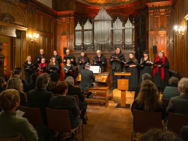 Ein musikalische Schwerpunkt des Norddeutschen Synogalchors liegt bei Werken, deren Noten und Tonaufzeichnungen im Dritten Reich  zerstört wurden und in Vergessenheit gerieten.  | Foto: Heiner Schlote