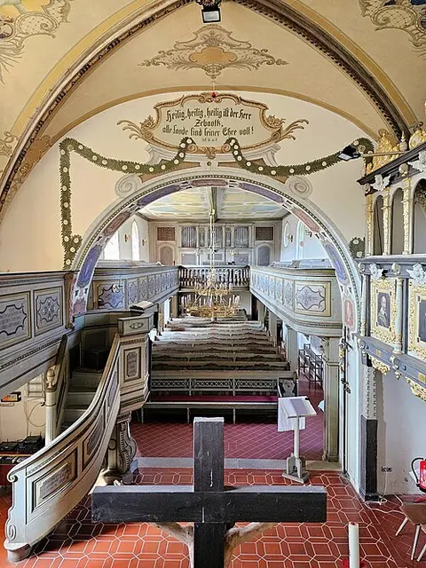 Blick vom Altar zur Orgel | Foto: Subbass1, CC BY-SA 4.0, https://commons.wikimedia.org/w/index.php?curid=133930753