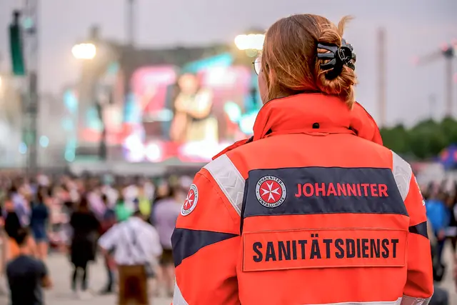 Im Landesverband engagieren sich 2800 Haupt- und 1500 Ehrenamtliche. Beim Tag der Johanniter am ersten Septemberwochenende in Halle wurde ihr Engagement gewürdigt.   | Foto: Johanniter/Gerhard Bieber