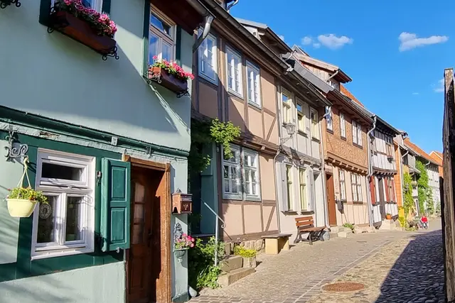 Weltkulturerbe: Mehr als 2.000 Fachwerkhäuser aus acht Jahrhunderten verleihen der Quedlinburger Altstadt ihren besonderen Charme. | Foto: Foto: Thomas Nawrath