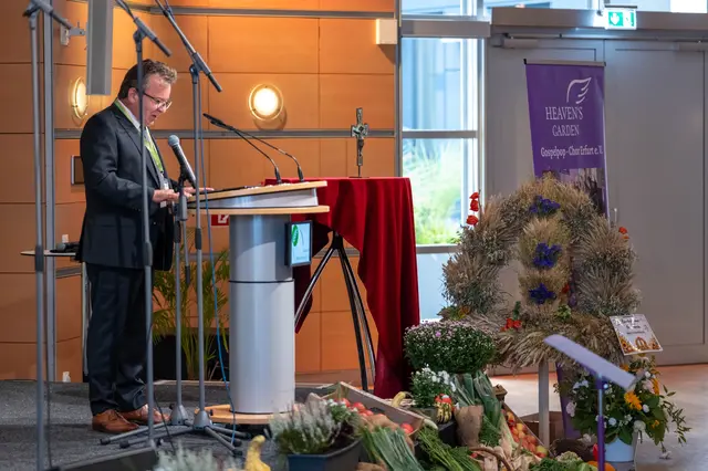 Der Präsident des Thüringer Bauernverbandes Dr. Klaus Wagner griff diesen Gedanken im Anschluss auf und bekräftigte die Bereitschaft, diesen Dialog mit den Kirchen fortzuführen. | Foto: Matthias Frank Schmidt
