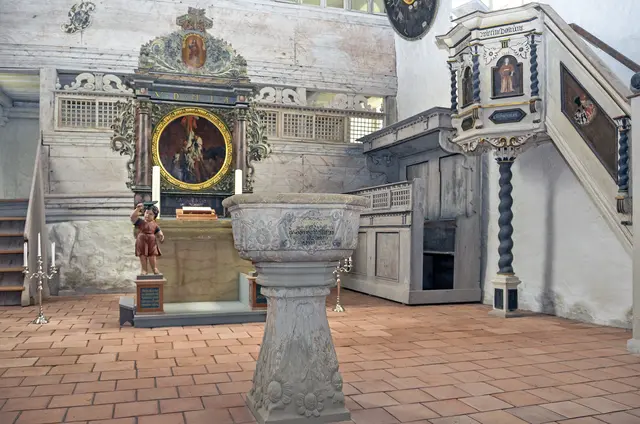 Die Neekener Kirche gehört zu den romanischen Dorfkirchen rund um Dessau. | Foto: Sylke Hermann