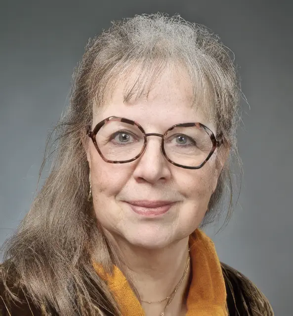 Ariane B. Schneider  lehrt als Privatdozentin Theologie an der Universität Halle-Wittenberg und forscht am Institut für Christliches Empowerment in der Säkularität (CES) in Halle. | Foto: A. B. Schneider