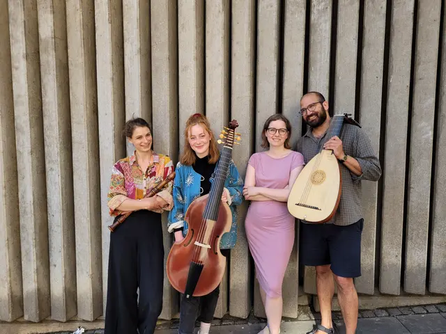 Arc of Iris | Foto: Velten Schroeter